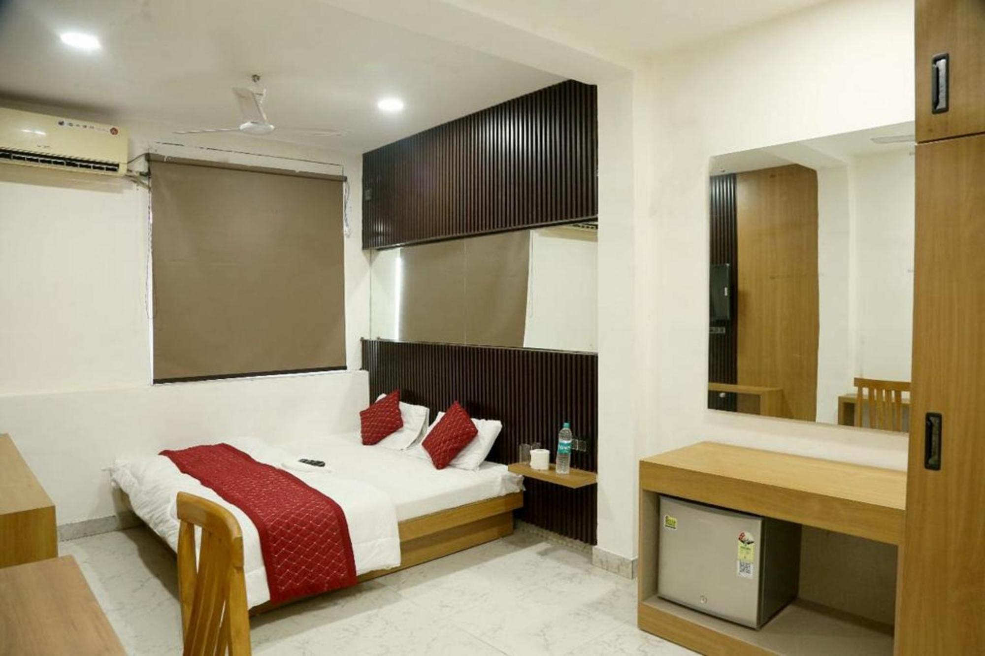 Bunk Hostel Delhi Best Backpacking Accommodation Nova Deli Exterior foto