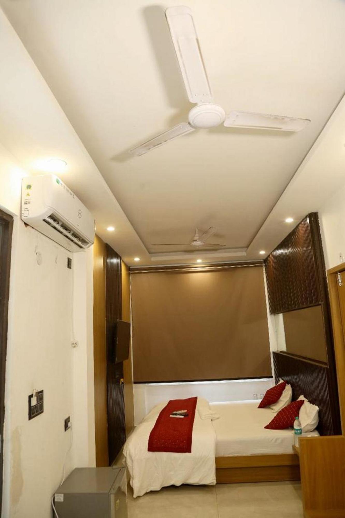 Bunk Hostel Delhi Best Backpacking Accommodation Nova Deli Exterior foto