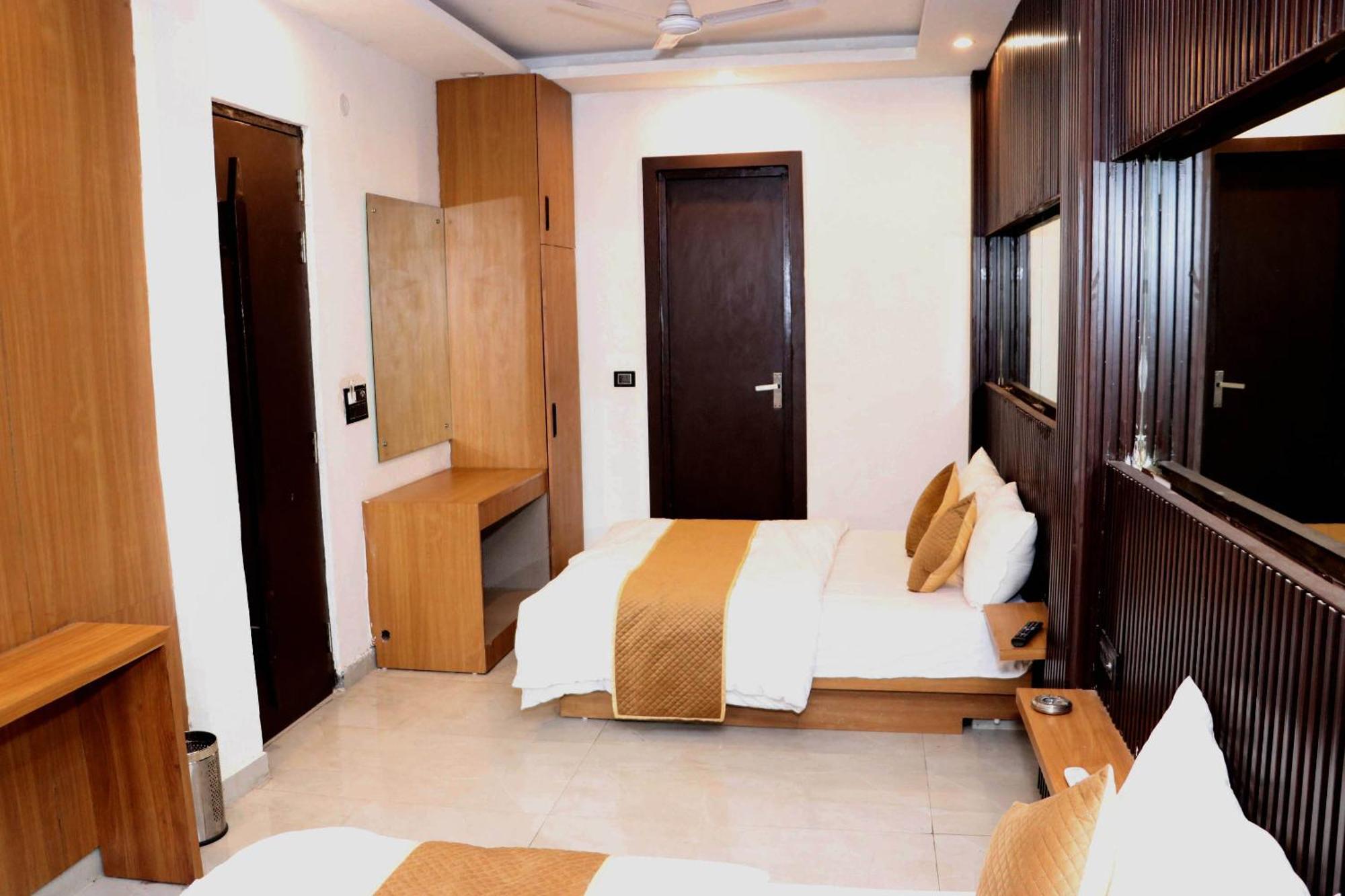 Bunk Hostel Delhi Best Backpacking Accommodation Nova Deli Exterior foto
